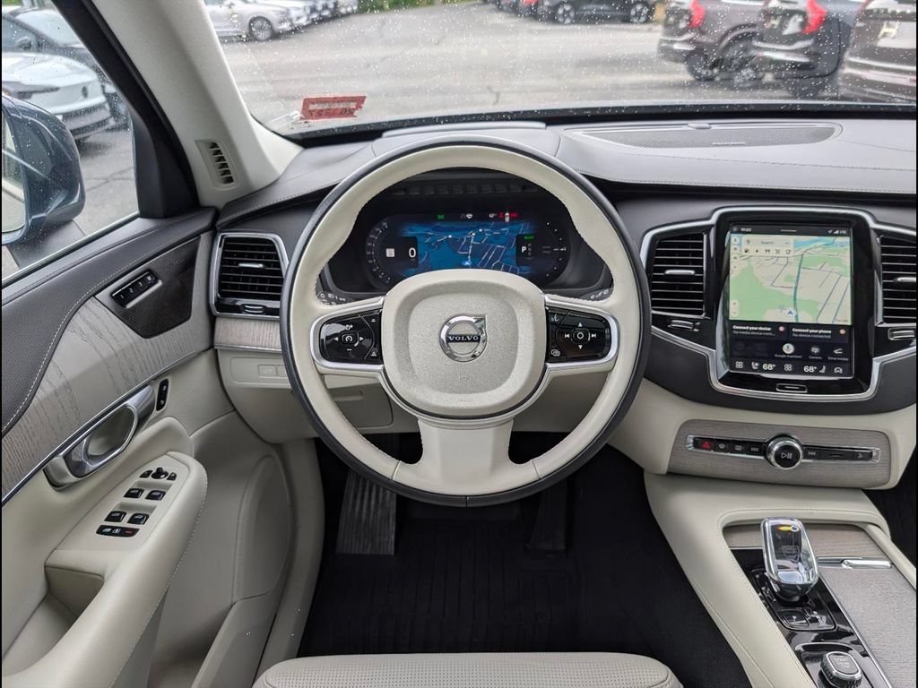 Certified 2025 Volvo XC90 T8 Ultra w/ Protection Package Premier AWD/4WD image 11
