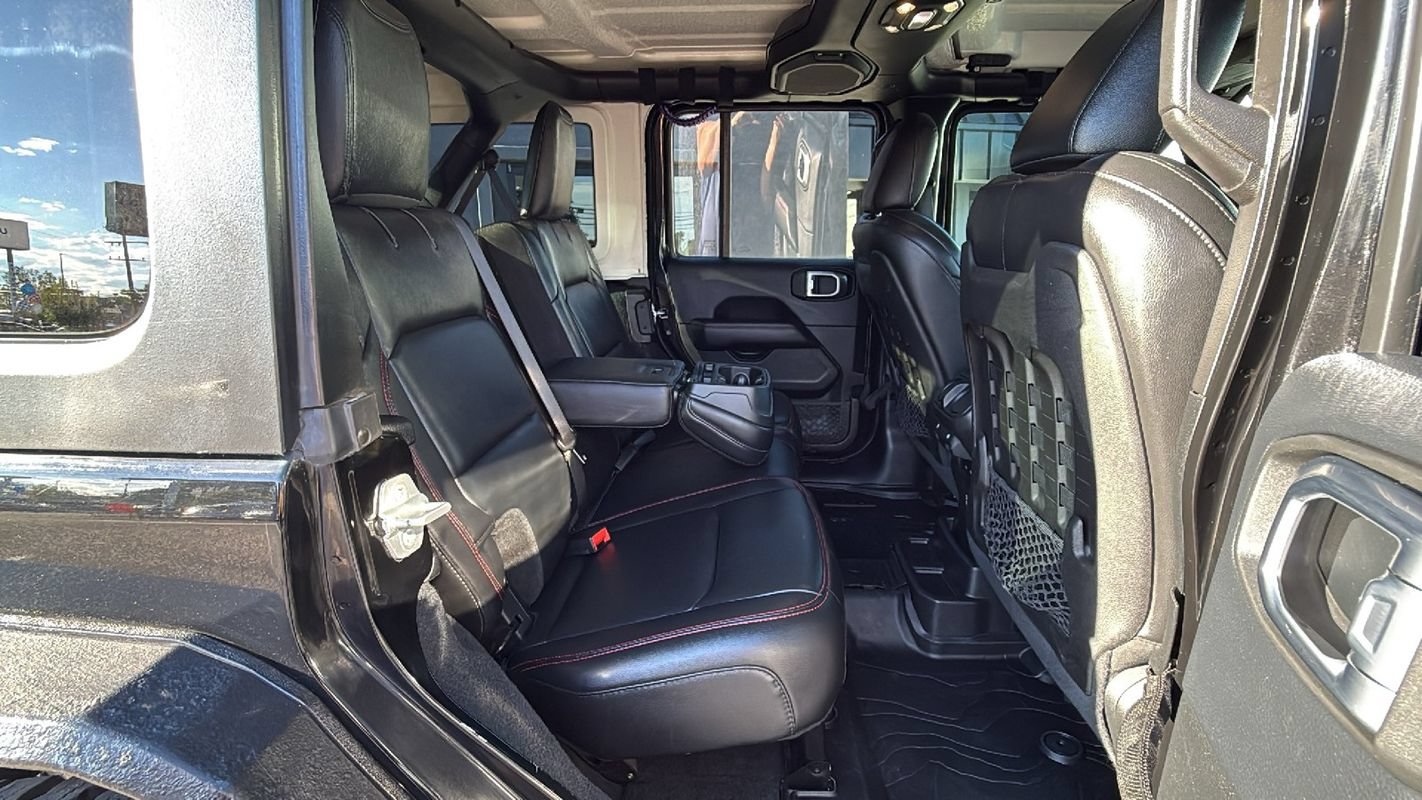 Used 2019 Jeep Wrangler Unlimited Rubicon AWD/4WD image 16