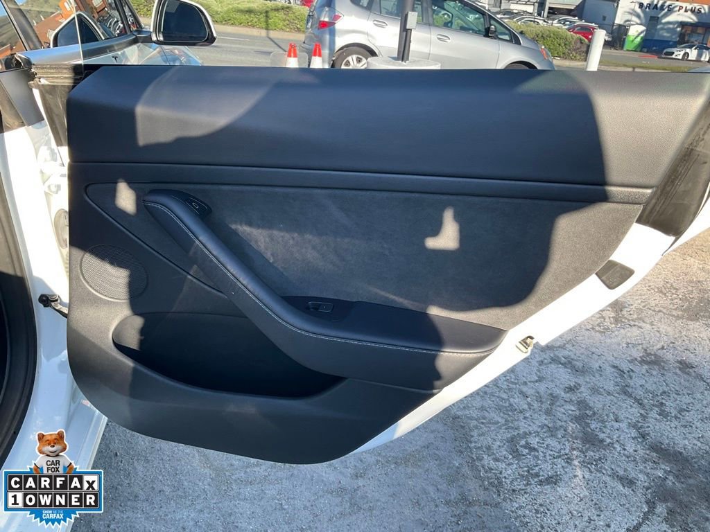 Used 2023 Tesla Model 3 Standard Range image 57