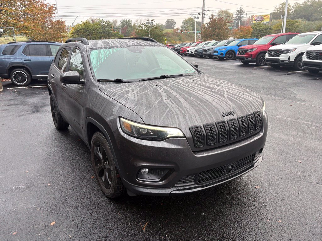 Used 2021 Jeep Cherokee Latitude Plus AWD/4WD image 1