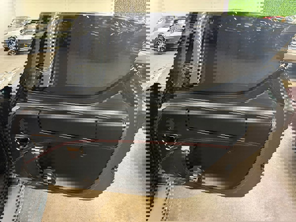 Used 2018 Alfa Romeo 4C Spider w/ Convenience Group - Spider image 19