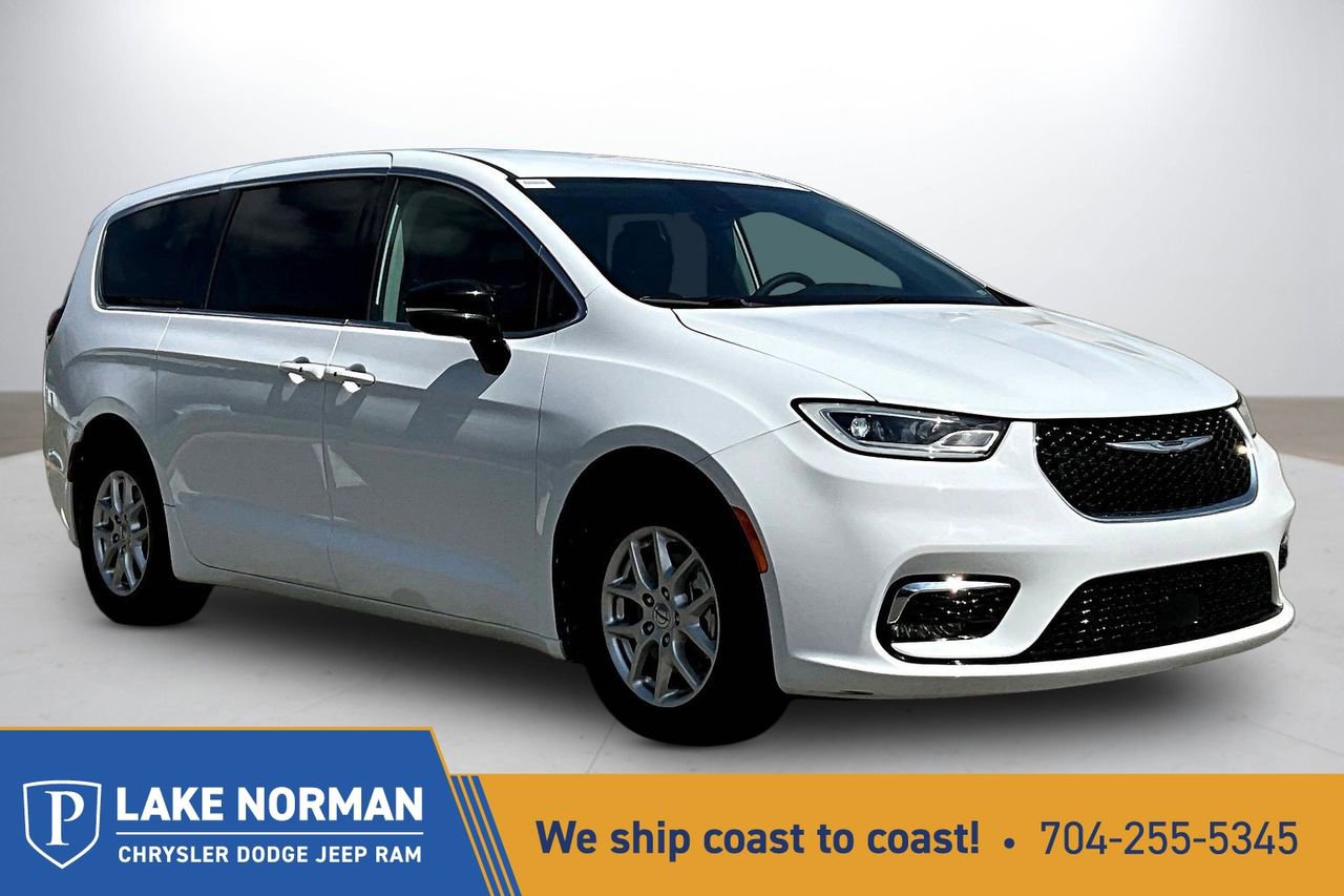 Certified 2024 Chrysler Pacifica Touring-L