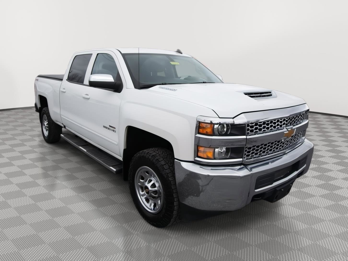 Used 2019 Chevrolet Silverado 2500 LT AWD/4WD image 8