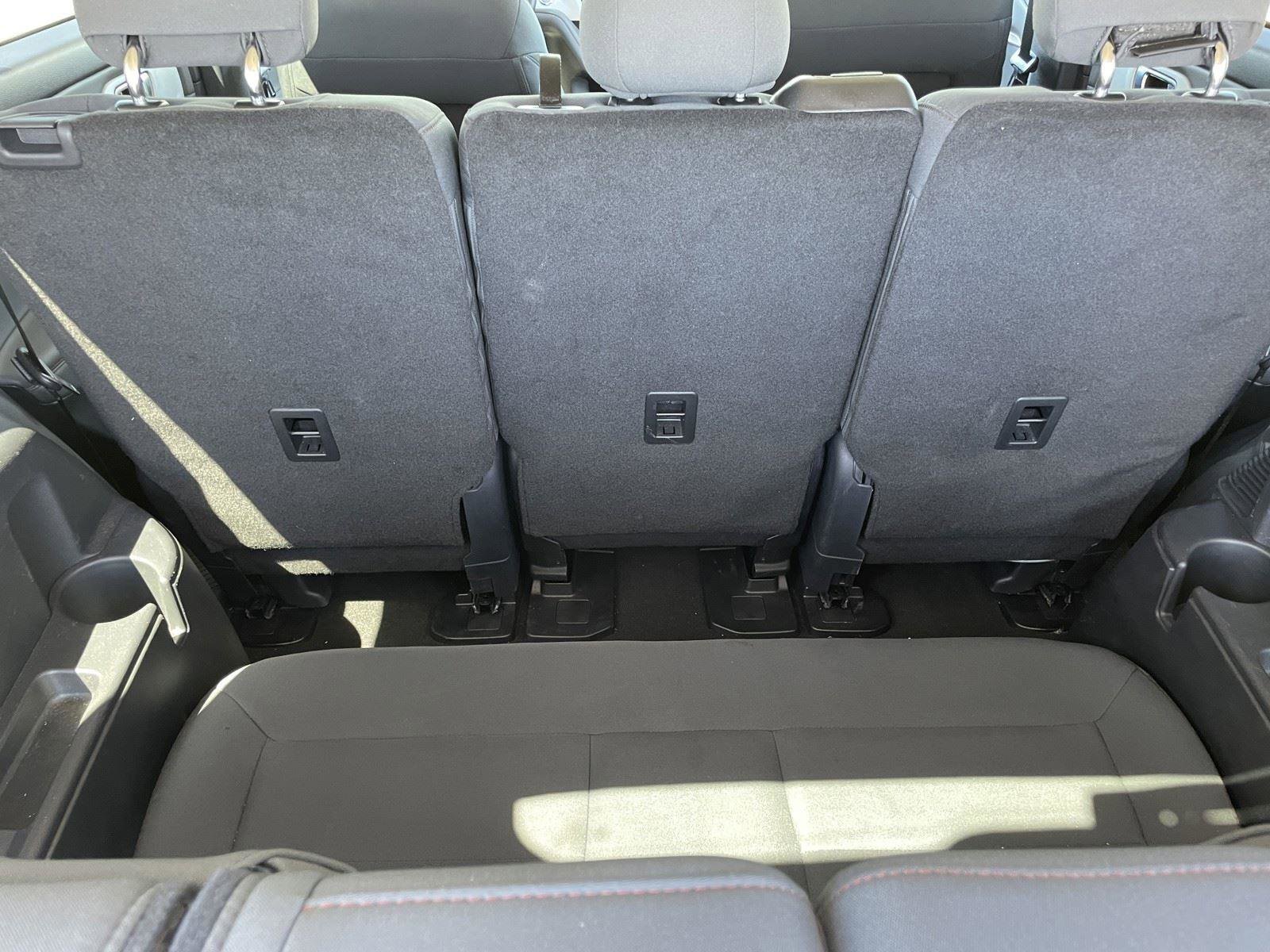 Used 2025 Ford Explorer Active image 27