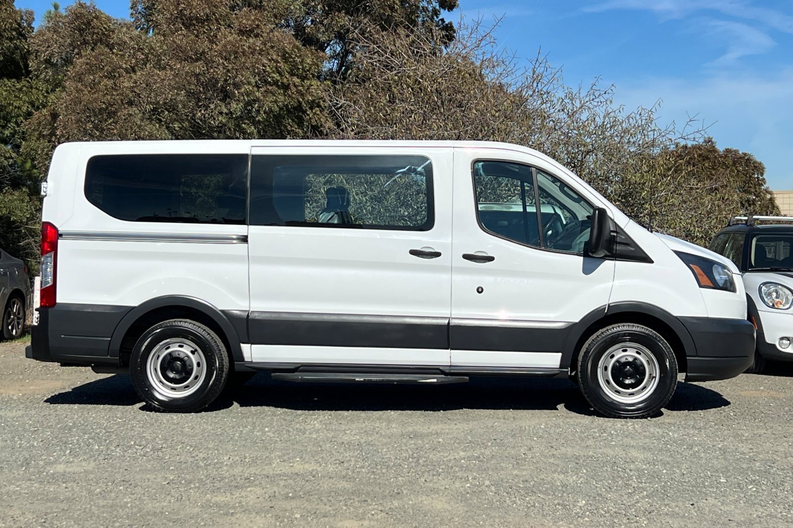 Certified 2018 Ford Transit 150 XL image 3