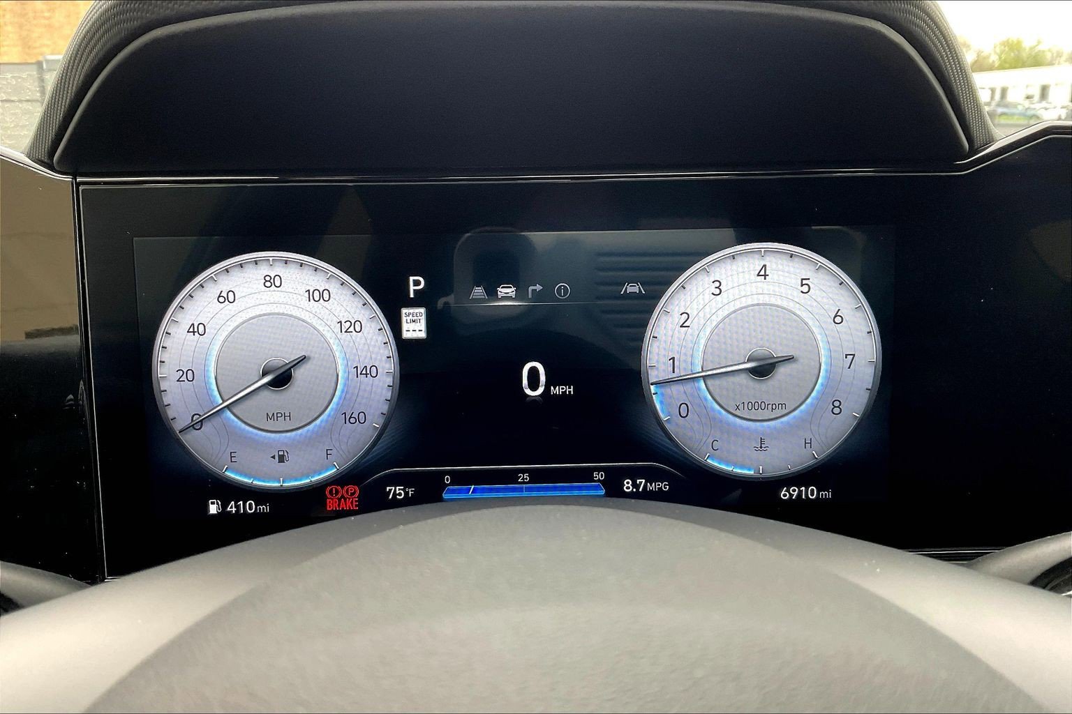 Certified 2025 Hyundai Elantra SEL FWD image 13