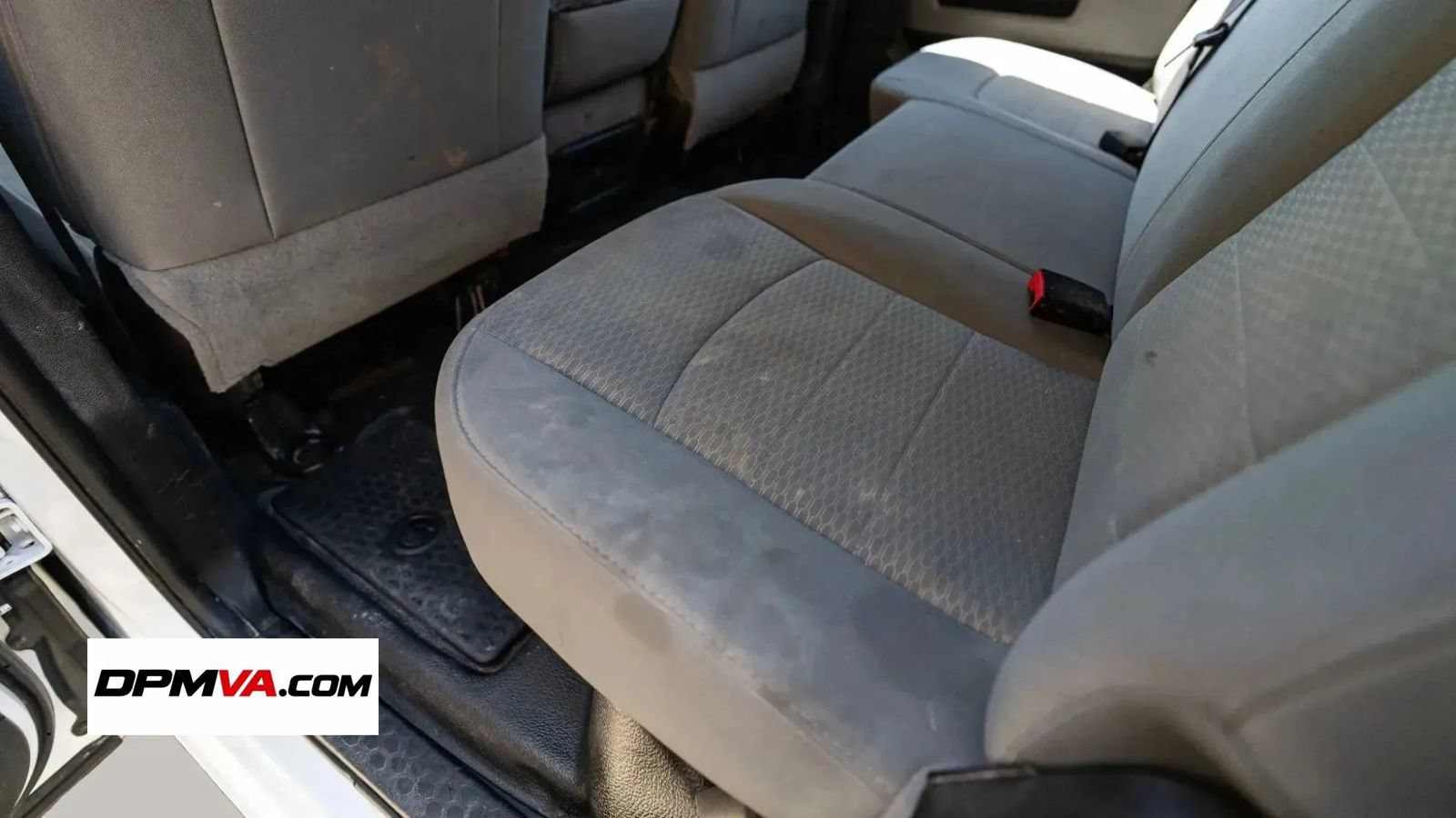 Used 2019 RAM 1500 Classic SLT w/ Protection Group AWD/4WD image 28
