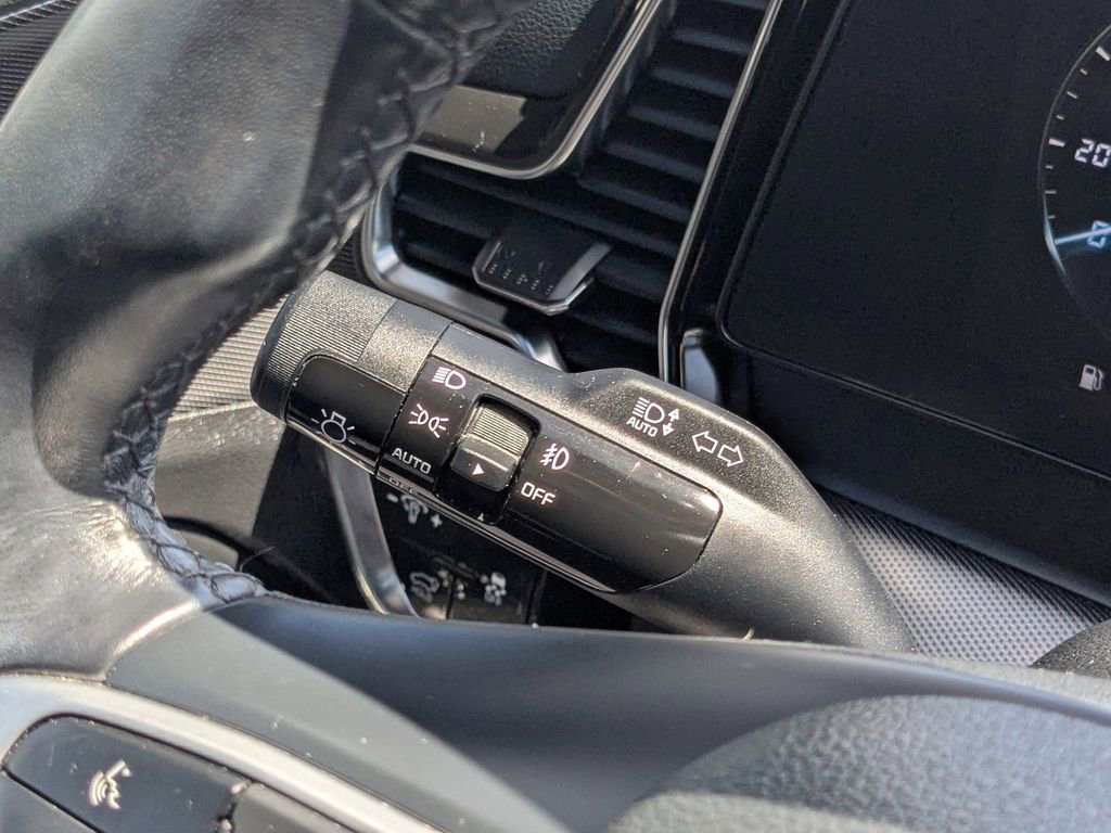 Used 2024 Kia Sportage SX FWD image 25
