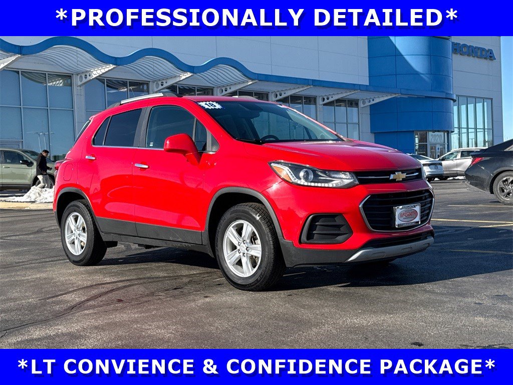 Used 2018 Chevrolet Trax LT w/ Driver Confidence Package image 2