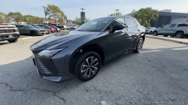 Used 2025 Lexus RZ 300e RZ 300e Premium SUV w/ Accessory Package (Z1) image 4