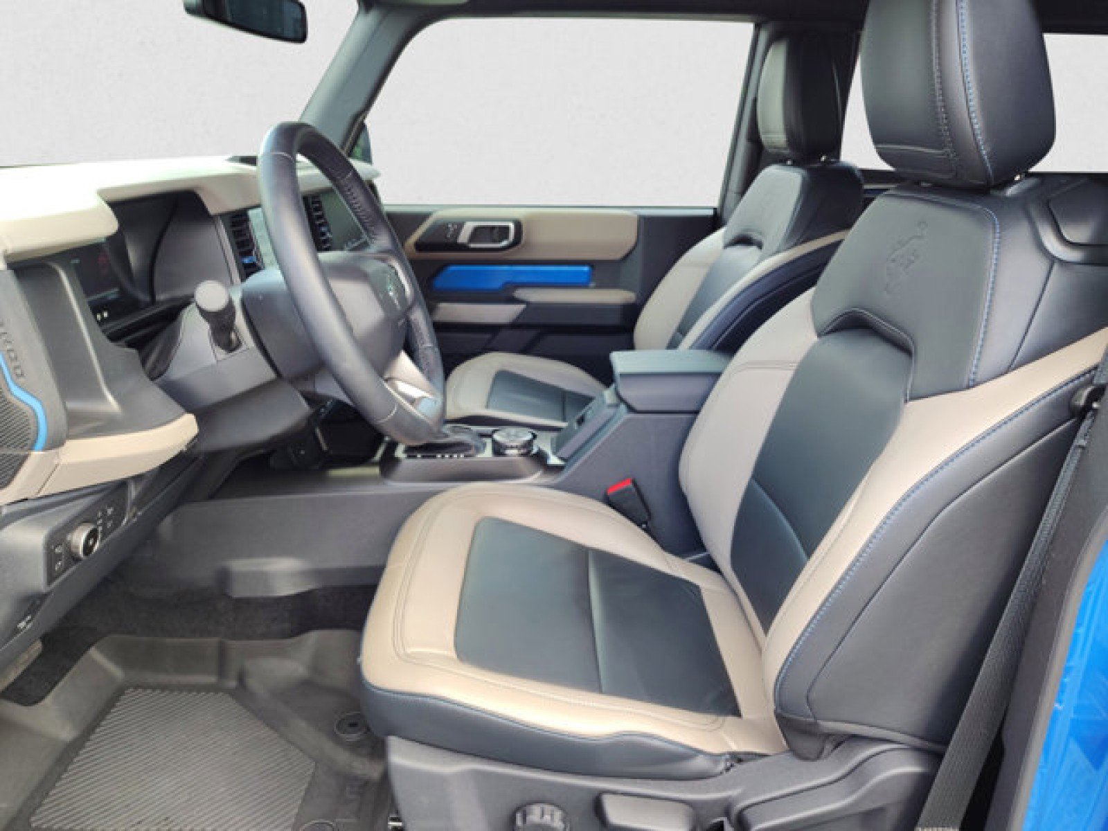 Used 2022 Ford Bronco Wildtrak AWD/4WD image 11