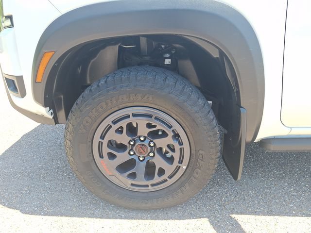 Certified 2025 Nissan Frontier PRO-4X AWD/4WD image 26