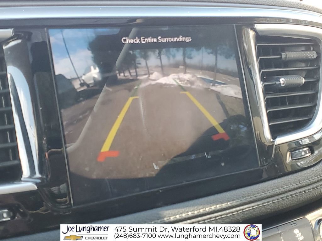 Used 2020 Chrysler Pacifica Limited image 16