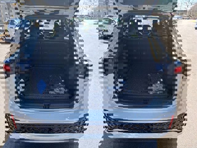 New 2026 Volkswagen Tiguan SE R-Line image 22