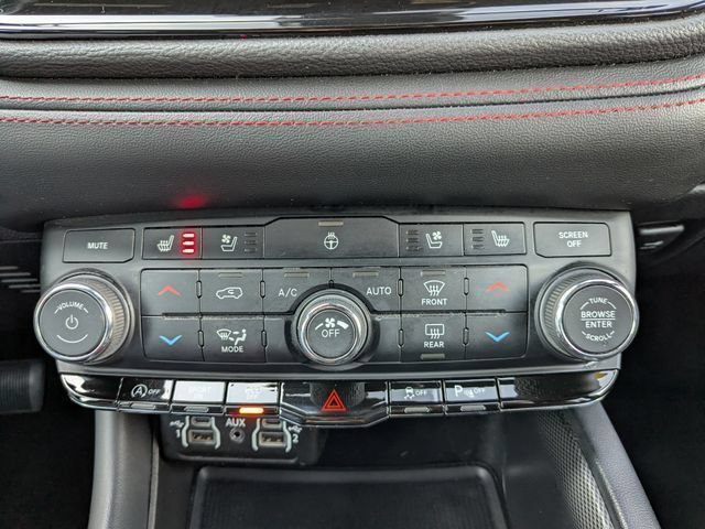 Used 2024 Dodge Durango GT AWD/4WD image 5