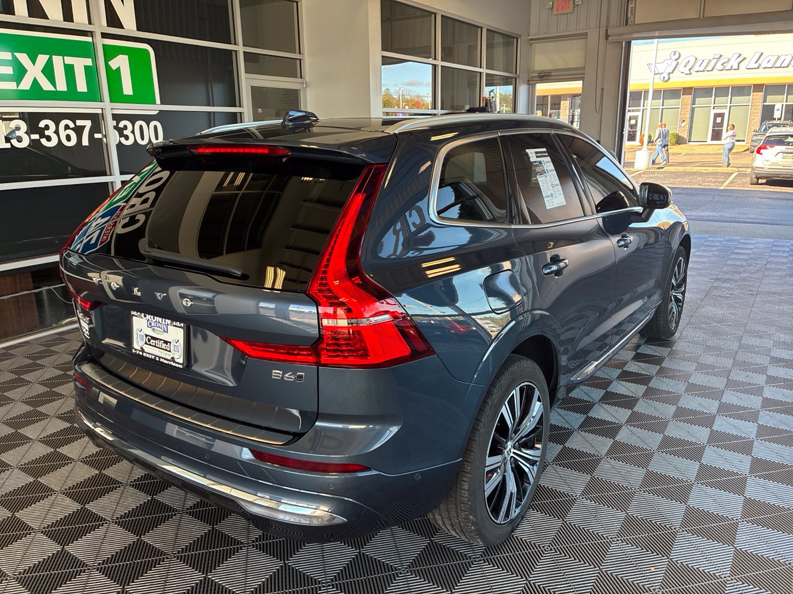 Used 2022 Volvo XC60 B6 Inscription w/ Advanced Package AWD/4WD image 6