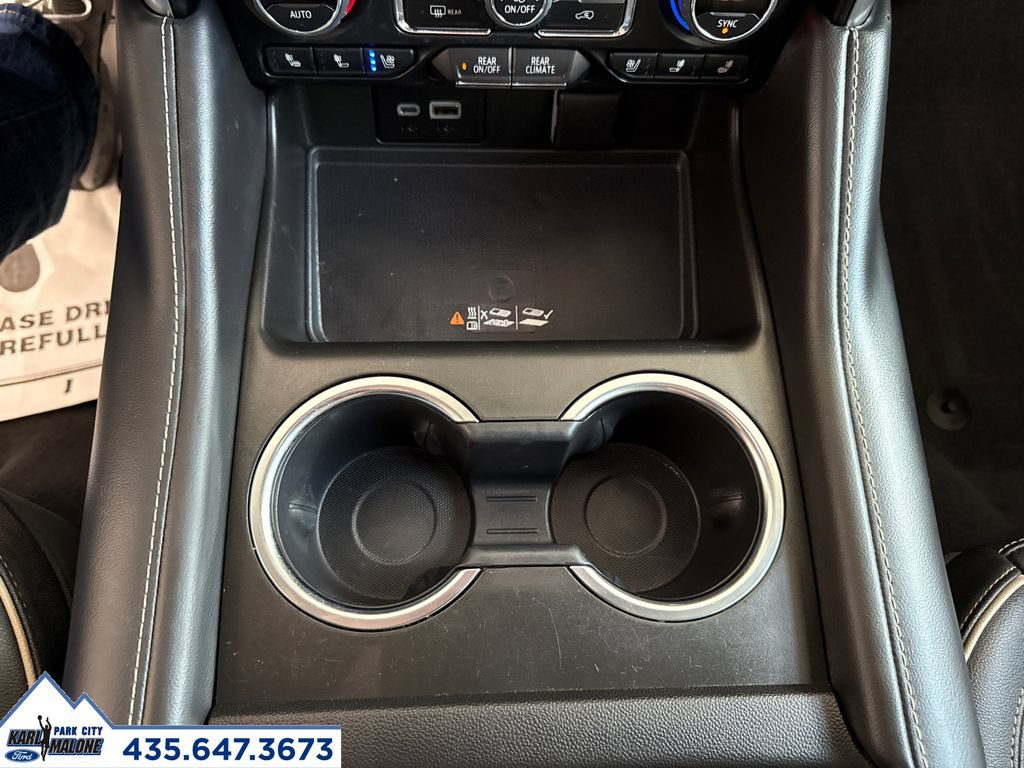 Used 2024 Chevrolet Tahoe Premier w/ Premium Package AWD/4WD image 18