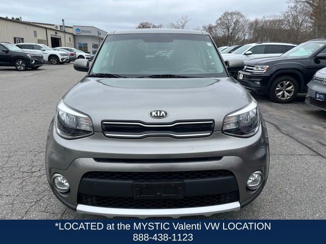 Used 2017 Kia Soul + image 3