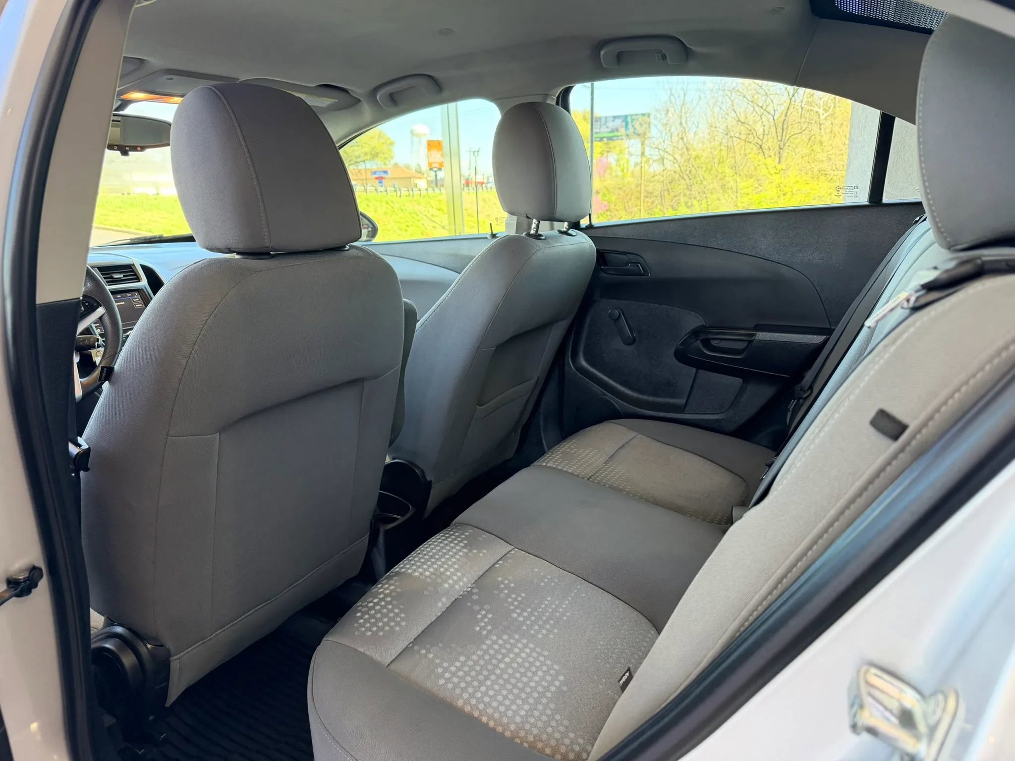 Used 2018 Chevrolet Sonic LS image 19