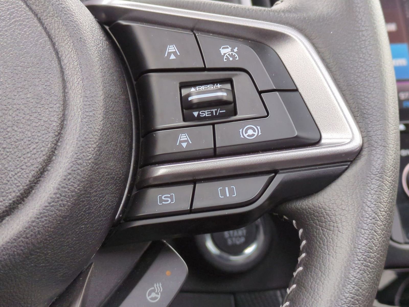 Used 2023 Subaru Forester Limited image 30