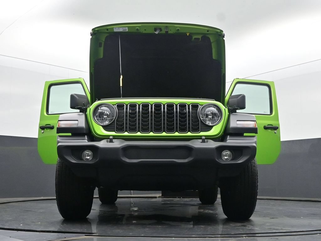 Used 2025 Jeep Wrangler Sport AWD/4WD image 55