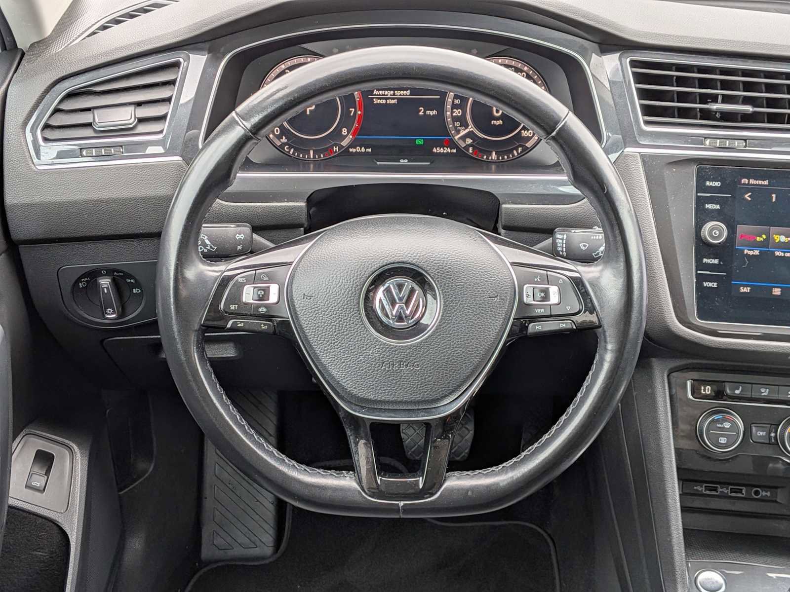 Used 2019 Volkswagen Tiguan SEL AWD/4WD image 22