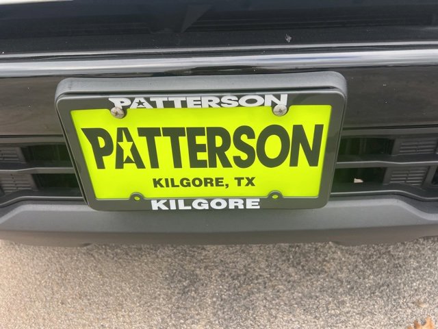 Used 2024 Chevrolet Silverado 2500 Custom w/ Custom Value Package image 4