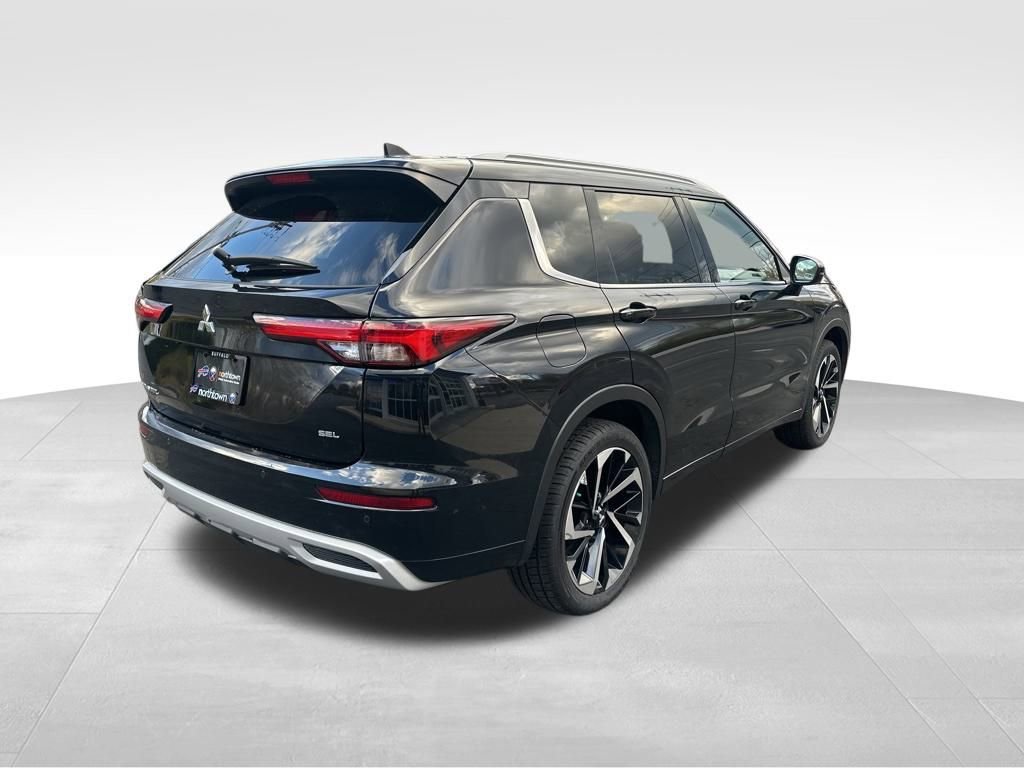 Used 2022 Mitsubishi Outlander SEL image 7