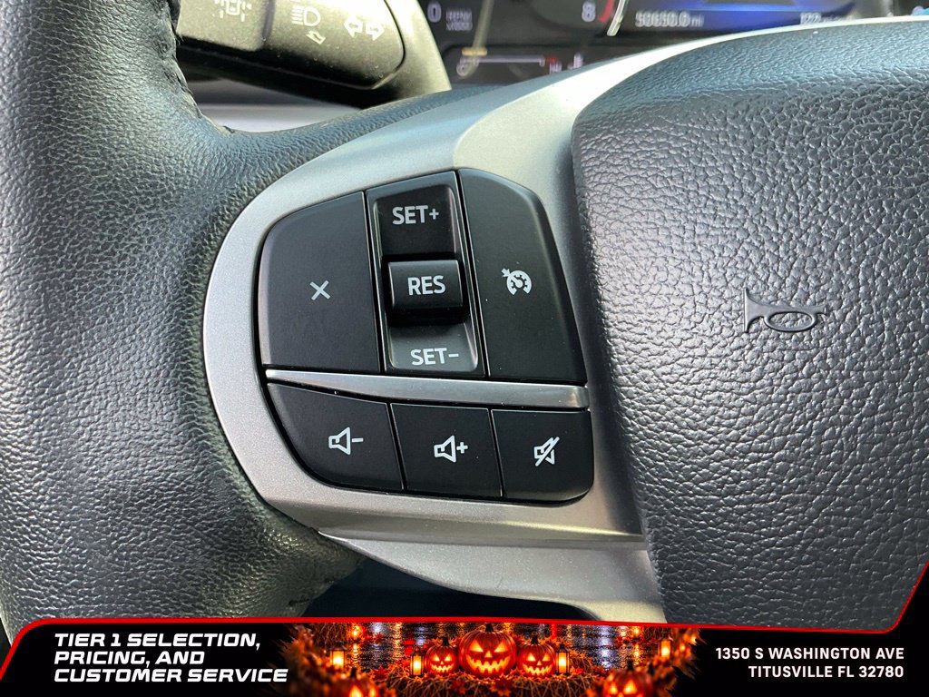 Used 2023 Ford Explorer XLT w/ Equipment Group 202A RWD image 18