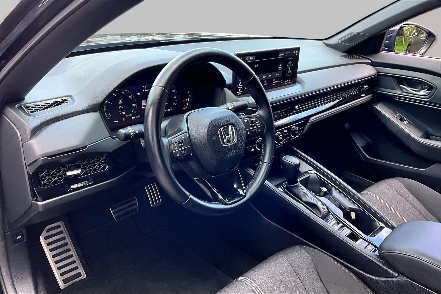 Used 2023 Honda Accord Sport image 17