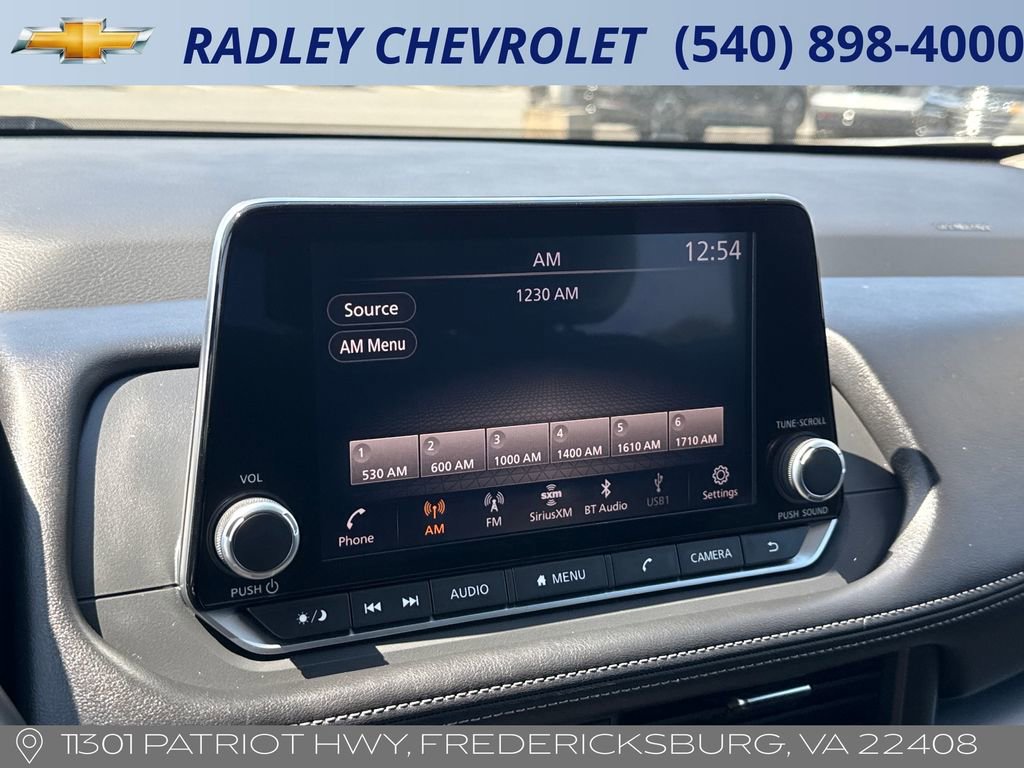 Used 2025 Nissan Rogue SV AWD/4WD image 8