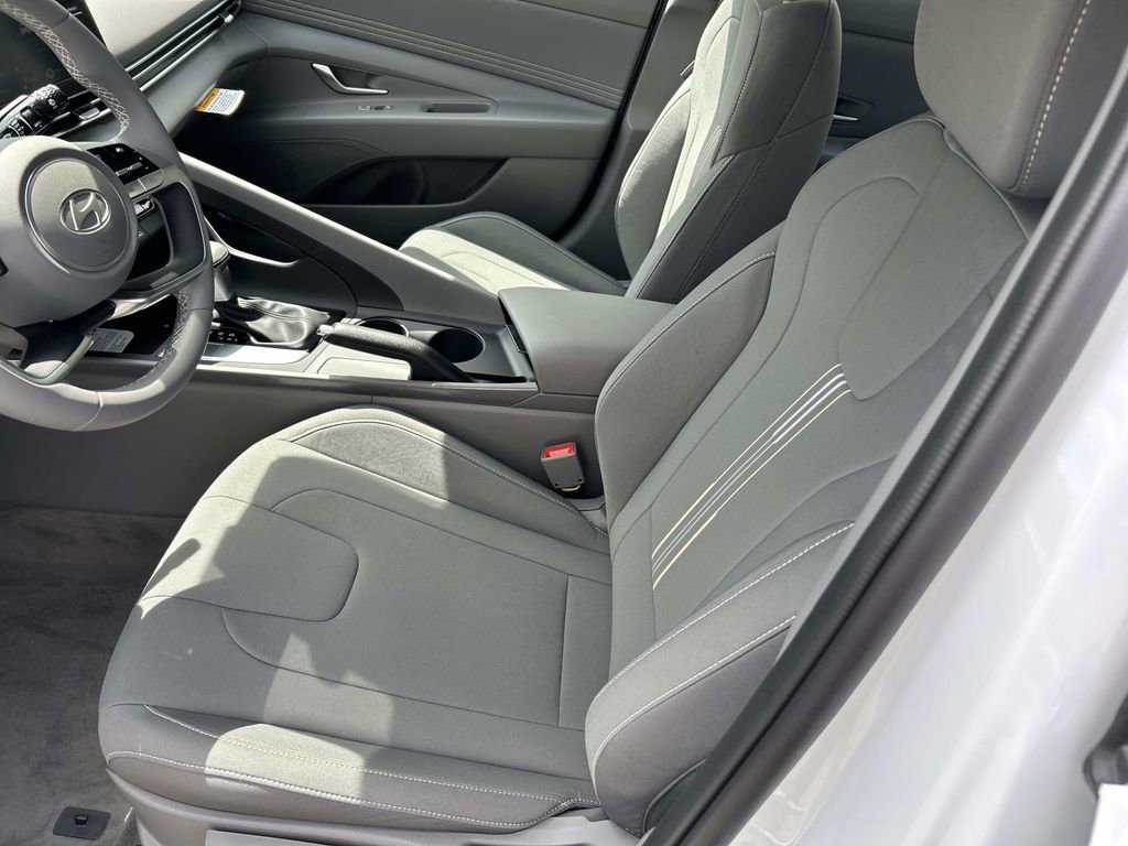 New 2026 Hyundai Elantra Sport image 14