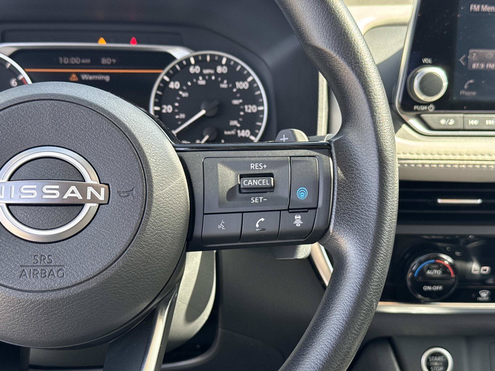 Used 2023 Nissan Rogue SV FWD image 18