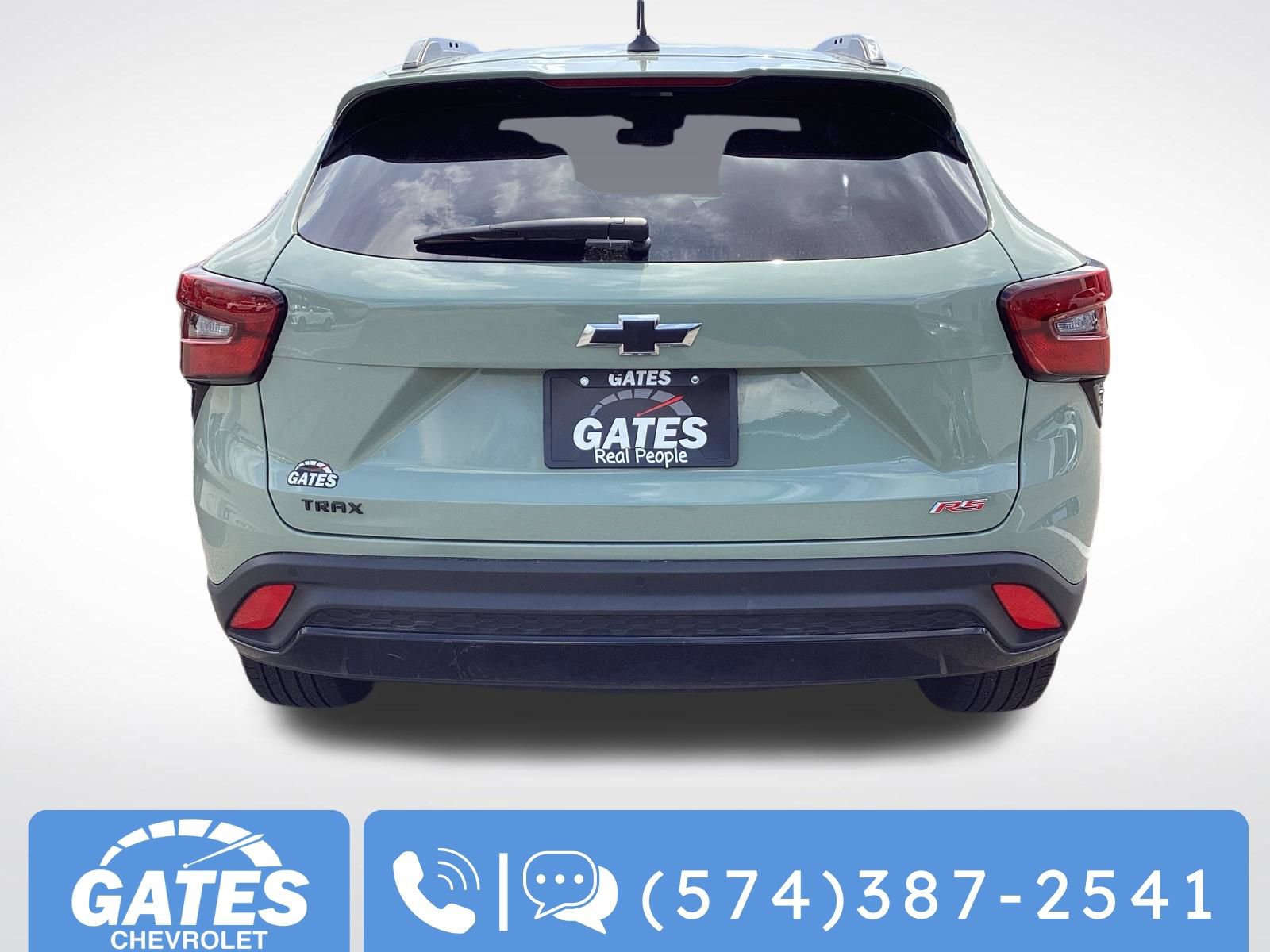 Used 2024 Chevrolet Trax RS w/ Sunroof Package image 8