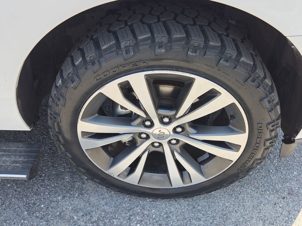 Used 2020 Ford Expedition King Ranch w/ Cargo Package AWD/4WD image 15