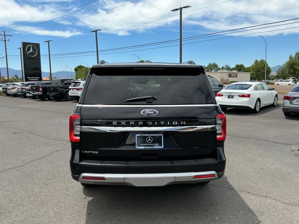Used 2024 Ford Expedition Limited AWD/4WD image 11