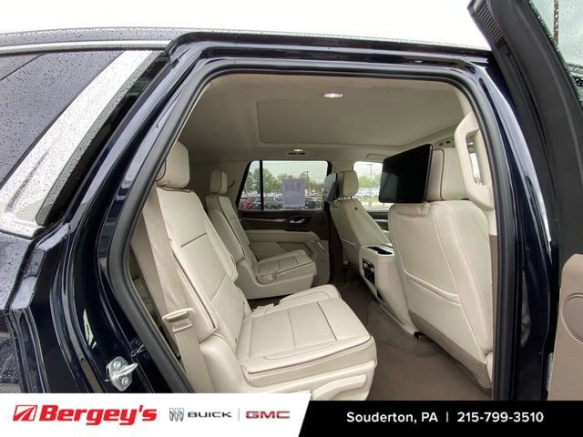Certified 2021 GMC Yukon Denali w/ Denali Premium Package AWD/4WD image 25
