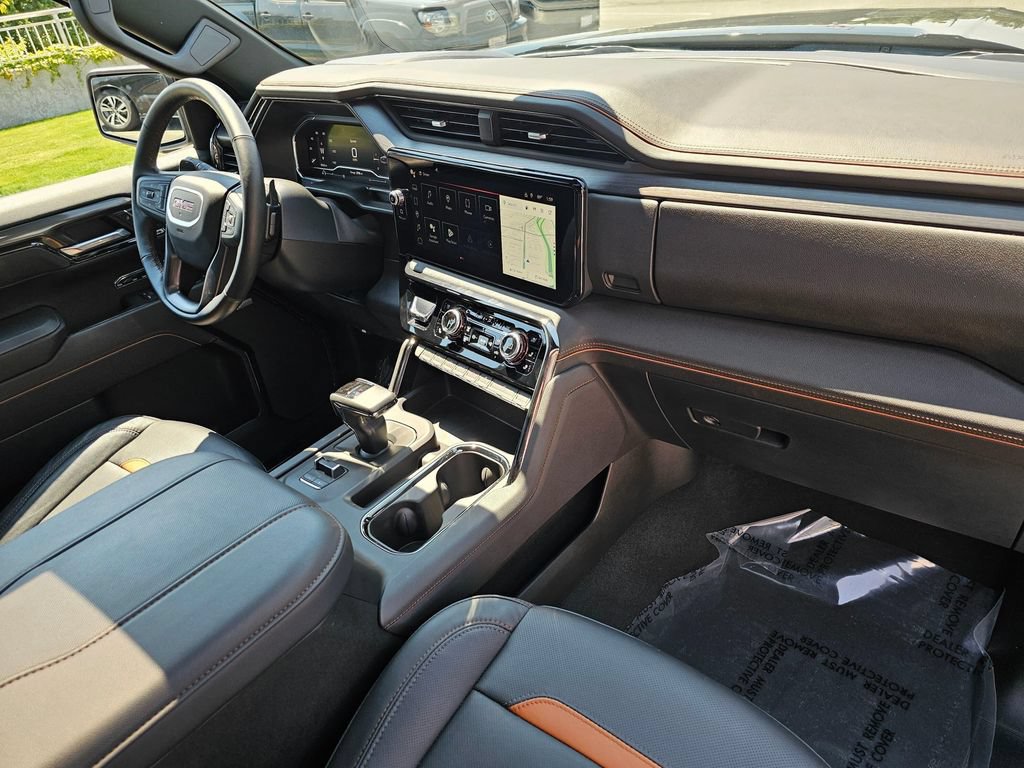 Used 2025 GMC Sierra 1500 AT4 w/ AT4 Preferred Package AWD/4WD image 10