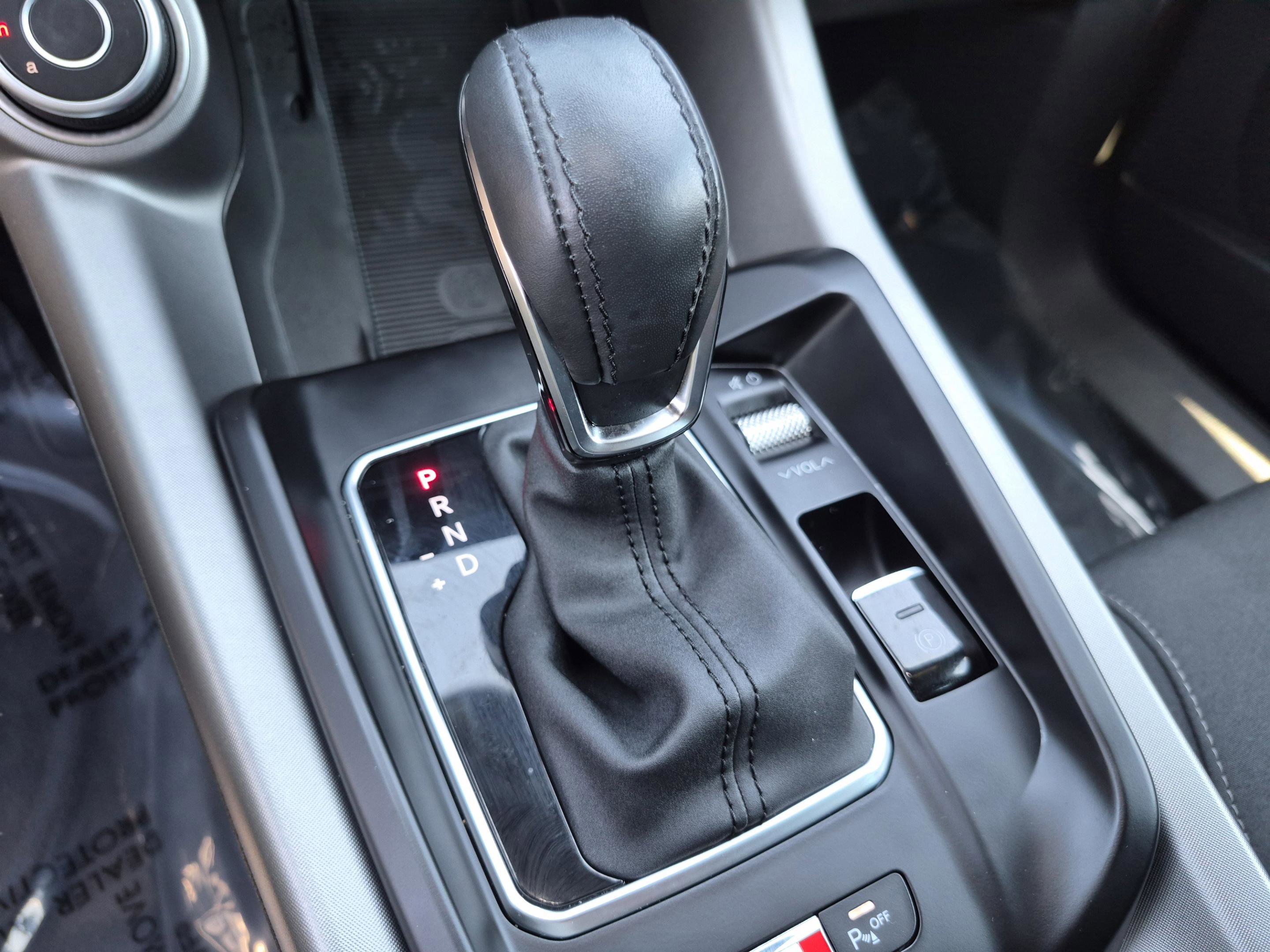 Used 2025 Alfa Romeo Tonale AWD/4WD image 33