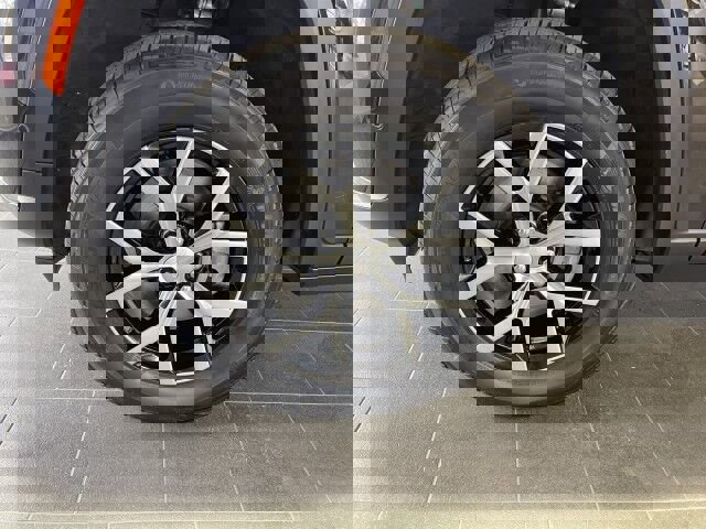 Used 2024 Jeep Grand Cherokee L Limited w/ Luxury Tech Group II image 41