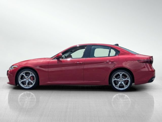 Used 2019 Alfa Romeo Giulia Ti Sport w/ Quick Order Package 22S Sport AWD/4WD image 7