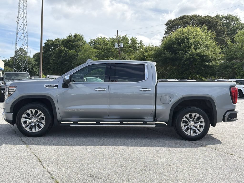 Used 2023 GMC Sierra 1500 Denali w/ Technology Package AWD/4WD image 16