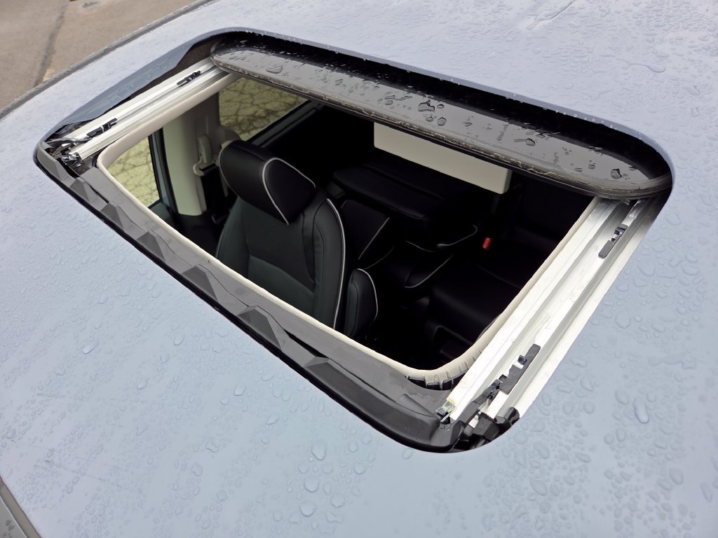 New 2027 Honda Odyssey Elite image 3