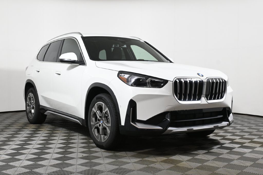New 2026 BMW X1 xDrive28i w/ Convenience Package AWD/4WD image 9
