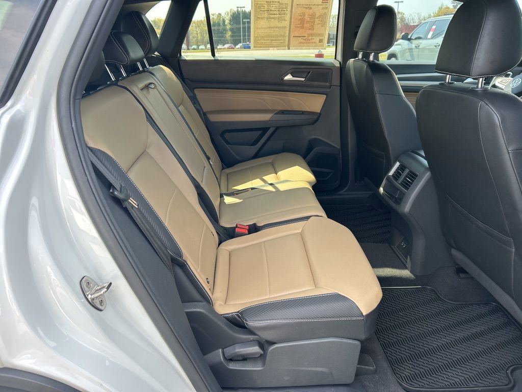 Used 2021 Volkswagen Atlas Cross Sport SEL image 21