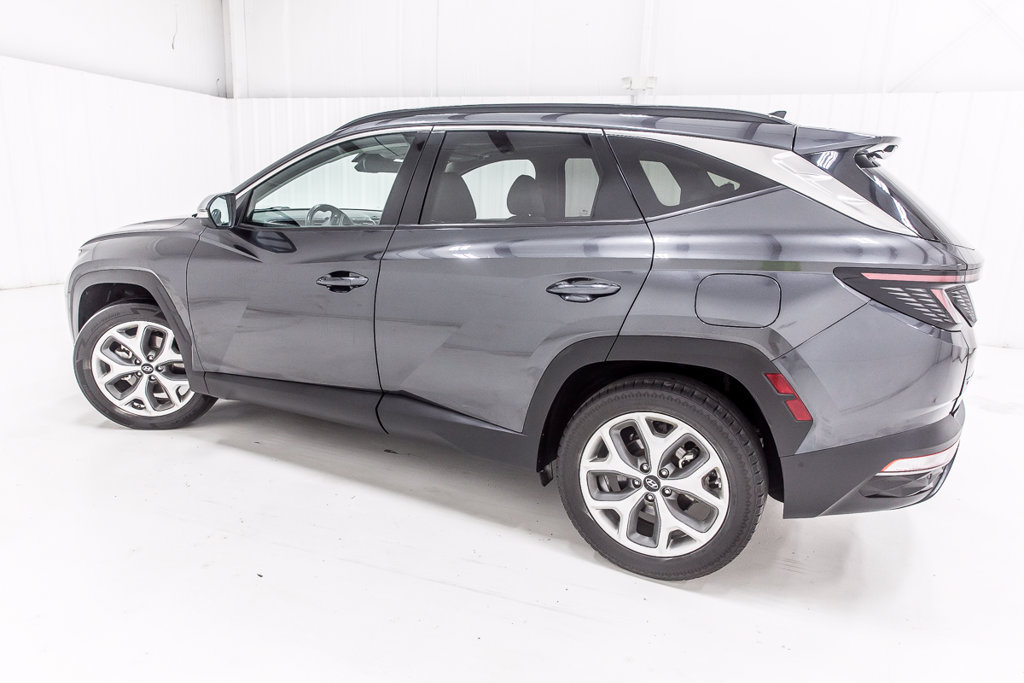 Used 2023 Hyundai Tucson Limited AWD/4WD image 2