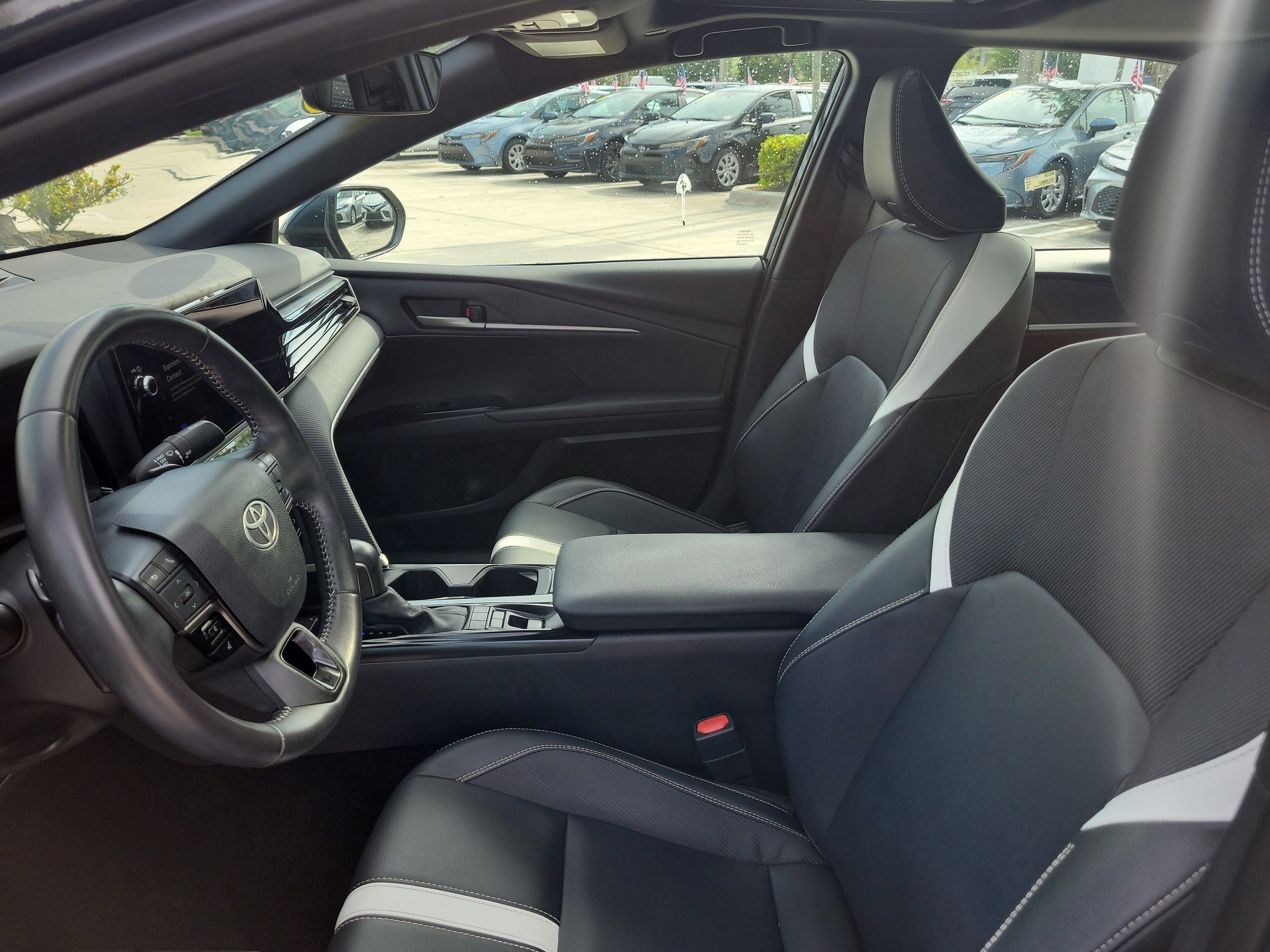 Used 2025 Toyota Camry SE w/ Multimedia Upgrade Package FWD image 22