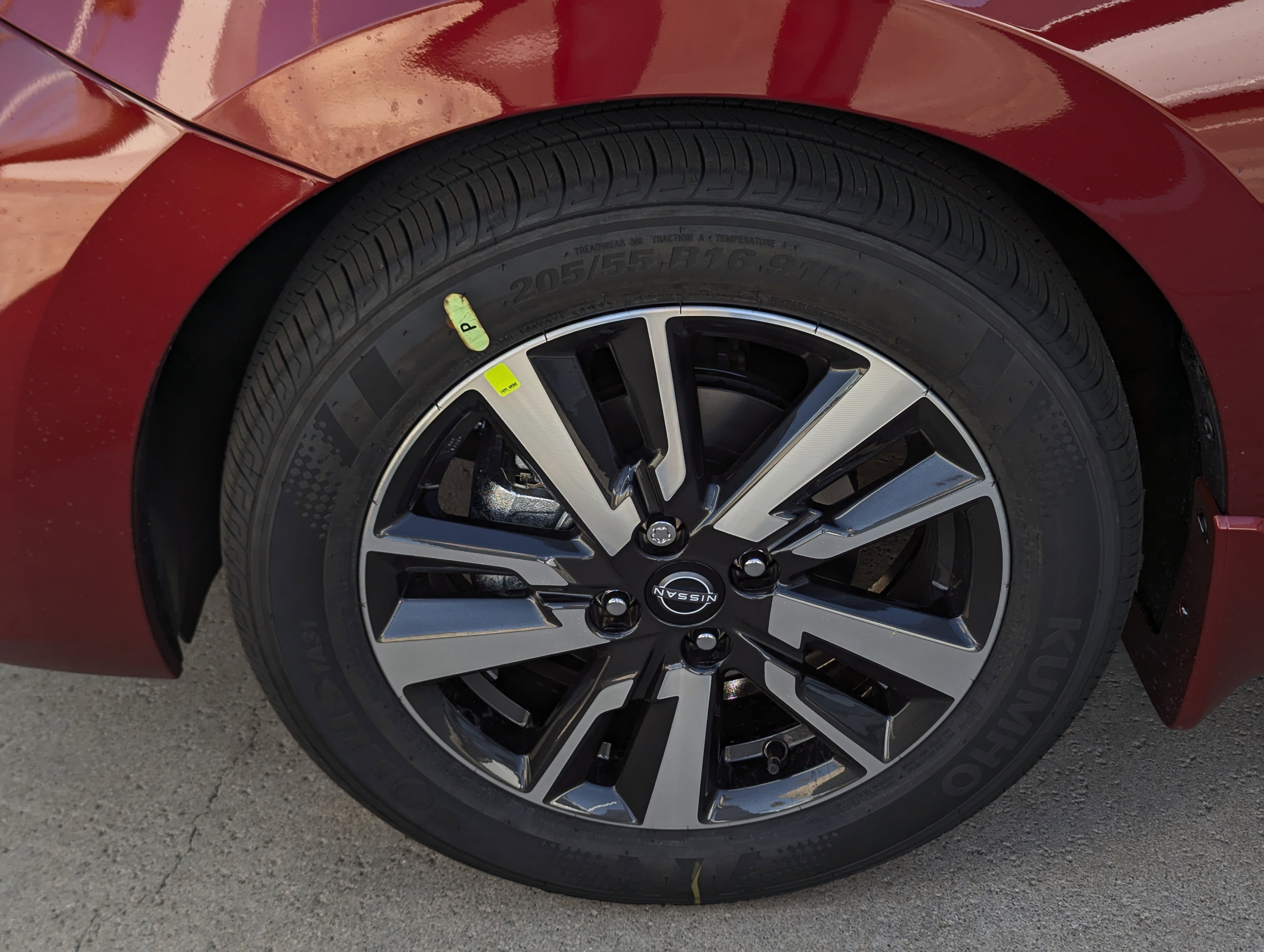 New 2025 Nissan Versa SV image 7