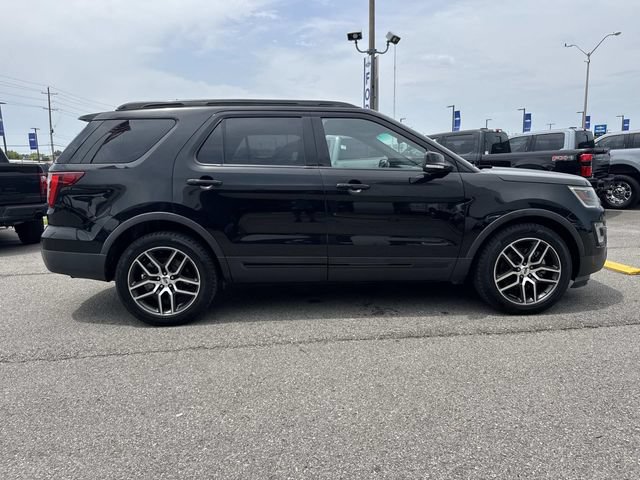 Used 2016 Ford Explorer Sport AWD/4WD image 4