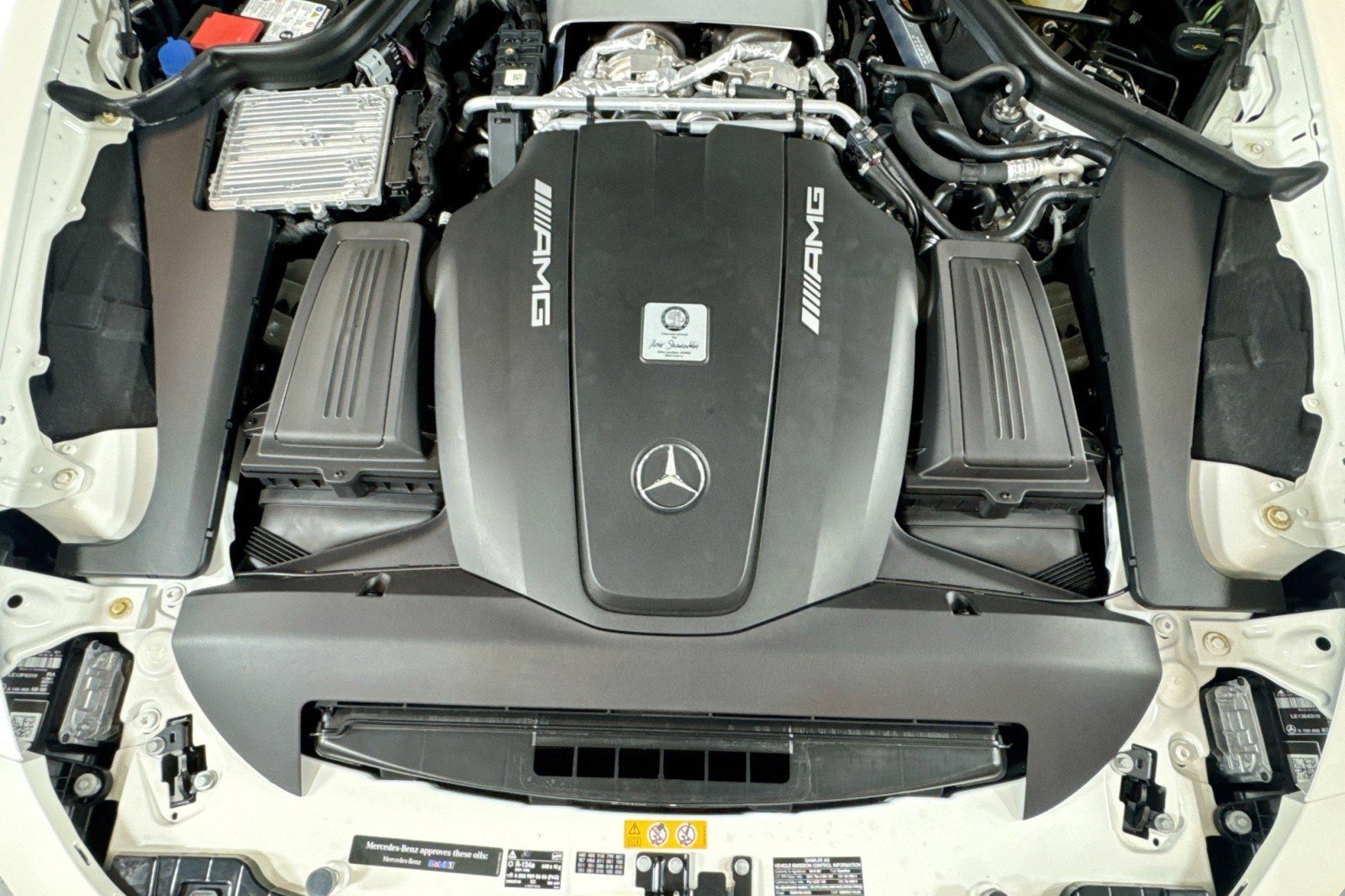 Used 2019 Mercedes-Benz AMG GT Roadster image 26